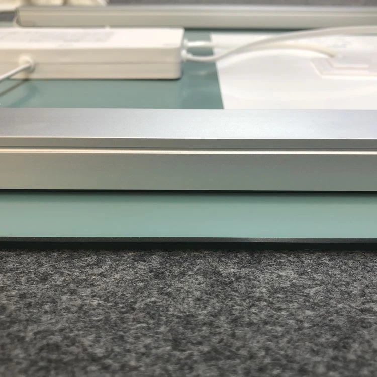 led dimmable lighted mirror 2